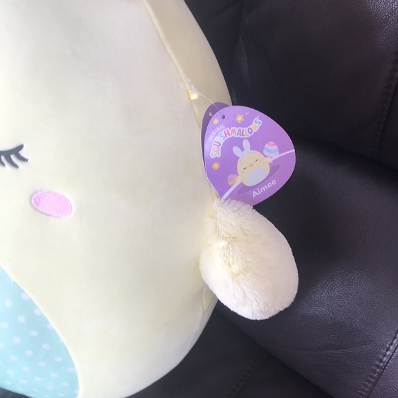 Squishmallows Aimee the Easter bunny chic - Picture 8 of 13